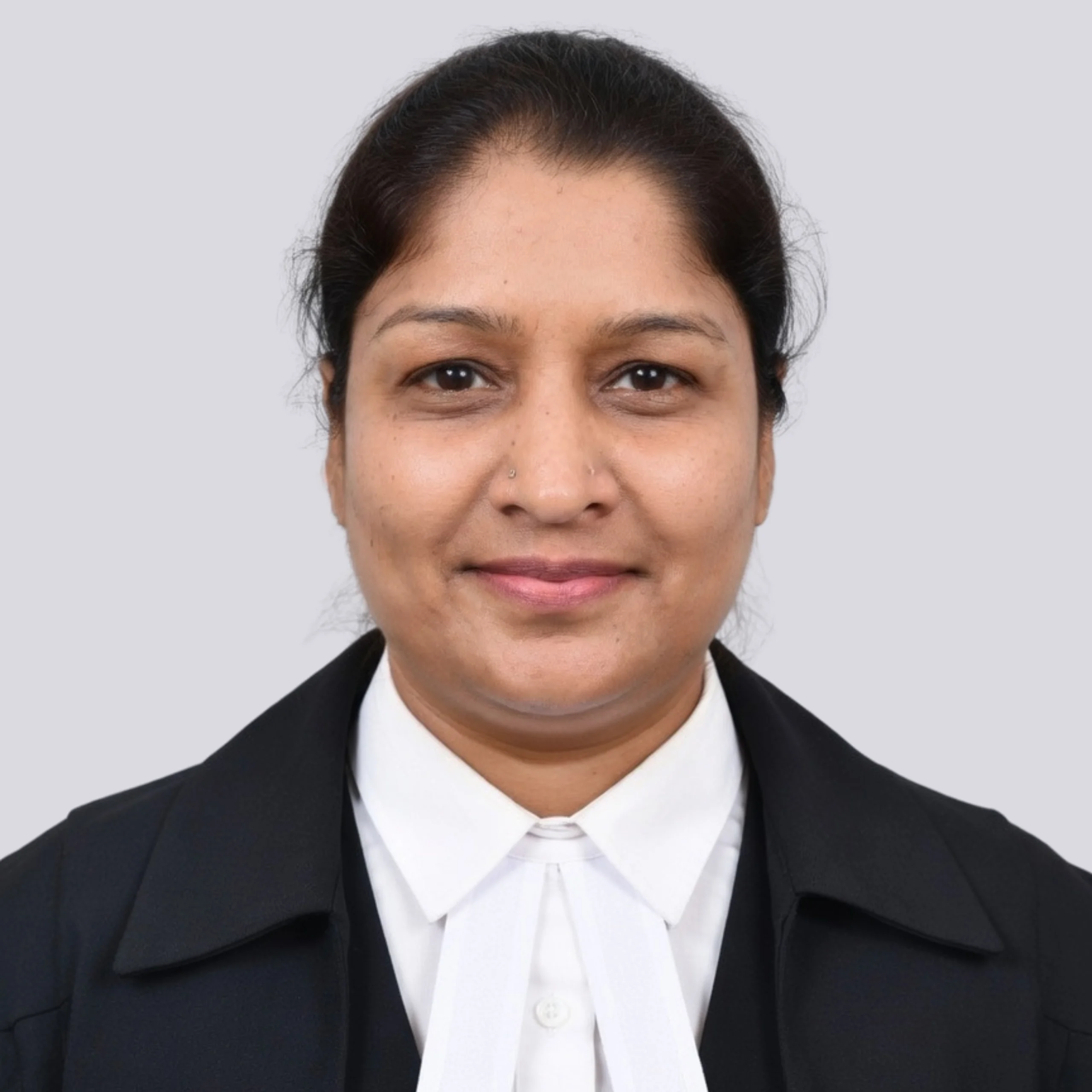 Adv. Divya Thakkar (1) Advocate Divya Thakkar - Image 1
